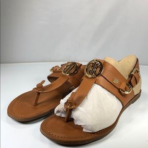 tommy hilfiger luvee flat sandals